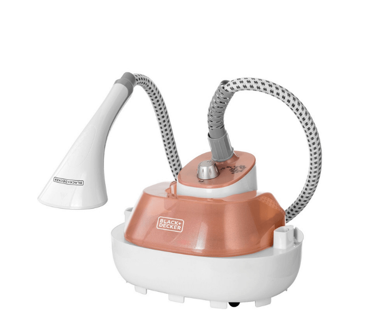 Black+Decker GSTM2050-B steamer's large capacity water tank and easy-to-use manual controls, showing extended, uninterrupted steaming sessions.